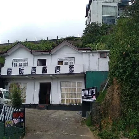 Hotel Devon 3*