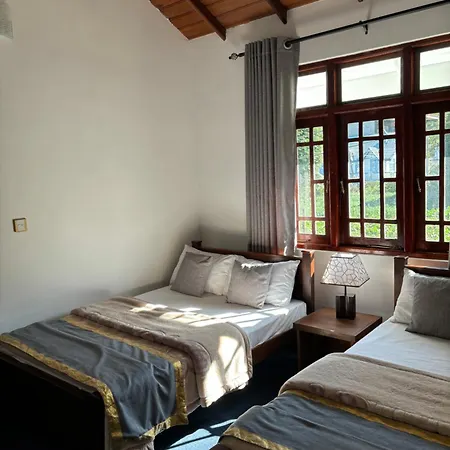 Hotel Aoki Nuwaraeliya