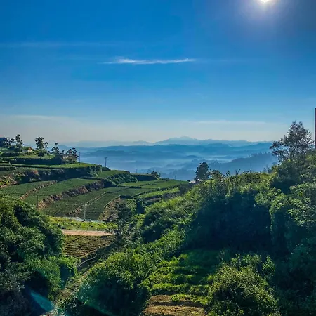 Hotel Delvins Nuwara Eliya