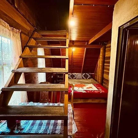 Luxury tent The Tranquil Wooden Nuwara Eliya