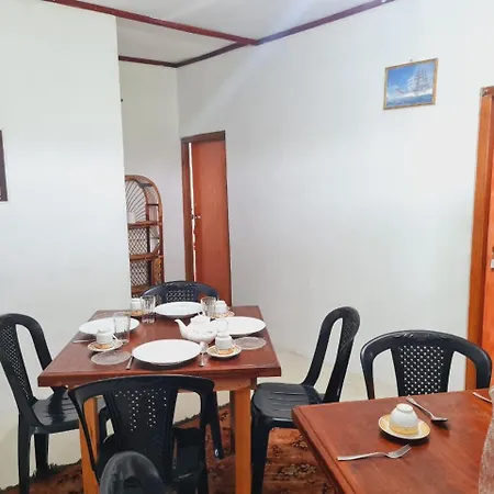 Homestay Sasru *