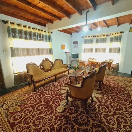 Sasru Homestay
