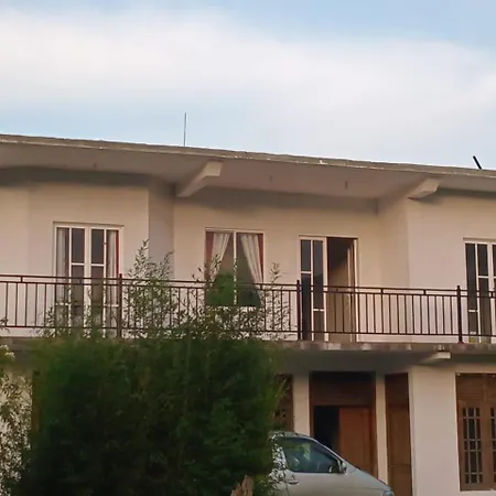 Homestay Serenity Heights *