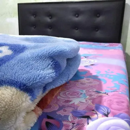 Laxaa Apartment *