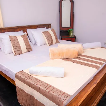 Inn Rose Palace