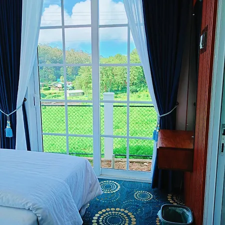 Golden Mist Nuwaraeliya Hotel *