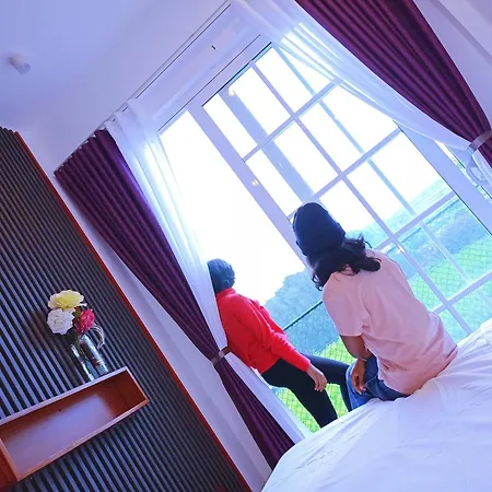 Golden Mist Nuwaraeliya Hotel