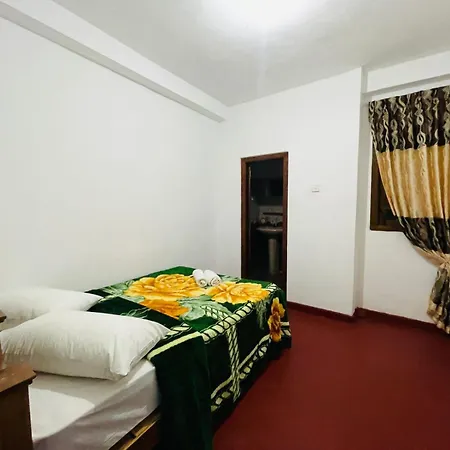 Grand Nauro 2 Guest house