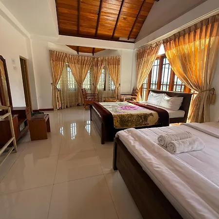 Inn Oviya Guest