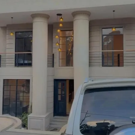Royal Bliss Hotel