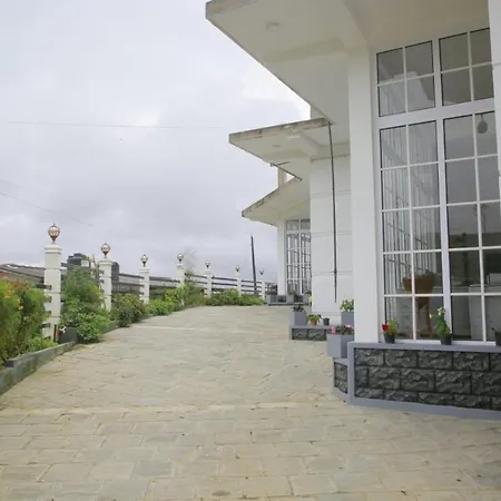 Moons Hotel Nuwara Eliya