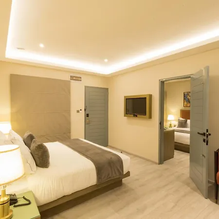 Yara Hotel