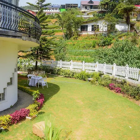 The Ceylon Hotel *