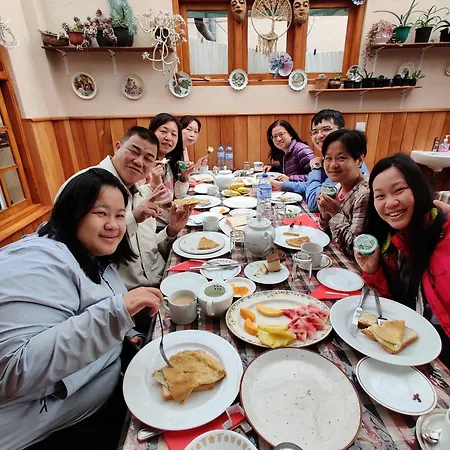 Guest house Carnation Rest Nuwara Eliya