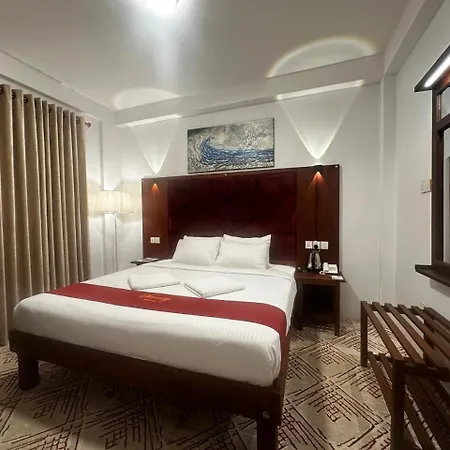 Serenity Hotel