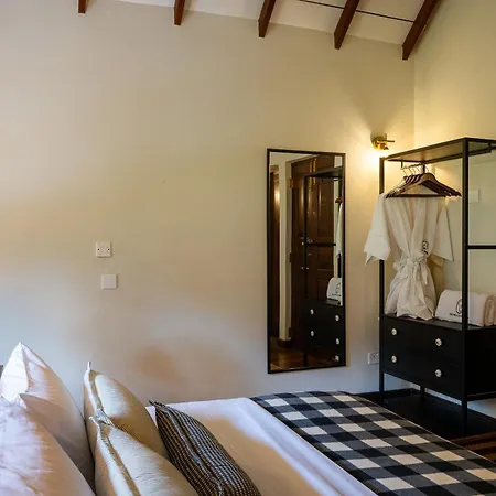 Bed & Breakfast Tathya Hills - Boutique Garden Escape Nuwara Eliya
