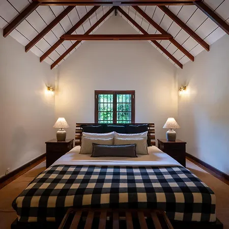 Bed & Breakfast Tathya Hills - Boutique Garden Escape Nuwara Eliya