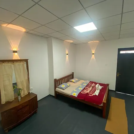 Homestay S And D