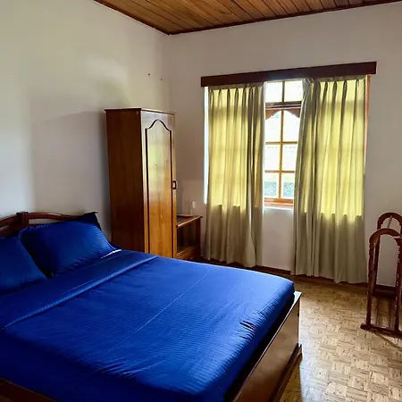 88 - Country house