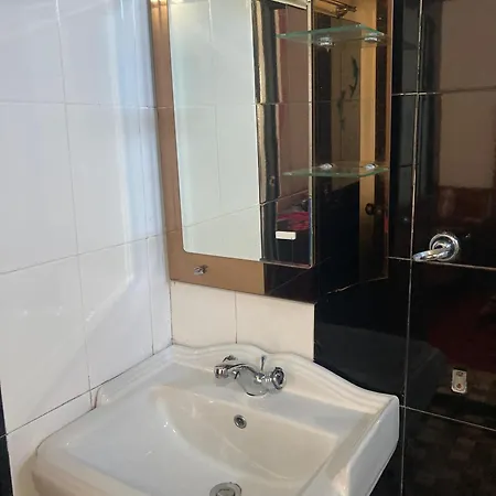 La Rose Geust House Nuwara Eliya