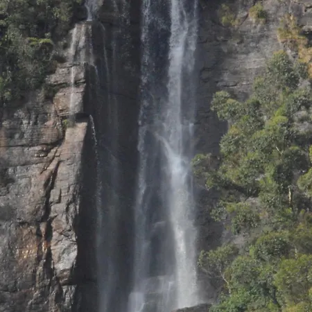 Lovers Leap Serenity * Nuwara Eliya