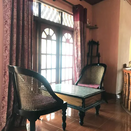 Guest house Aurora *