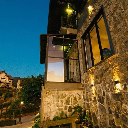 Ayona Misty Hills Lodge