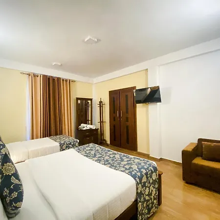 Summer Glow Guest - * Nuwara Eliya
