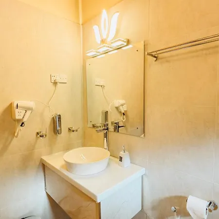 Alben Castle Glenfall Hotel 5*