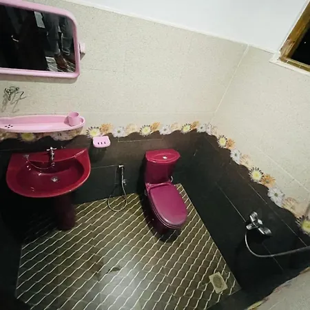 Grand In Hawaliya Homestay