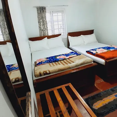 Hostel - *
