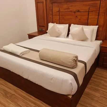 Hotel Rich 4*