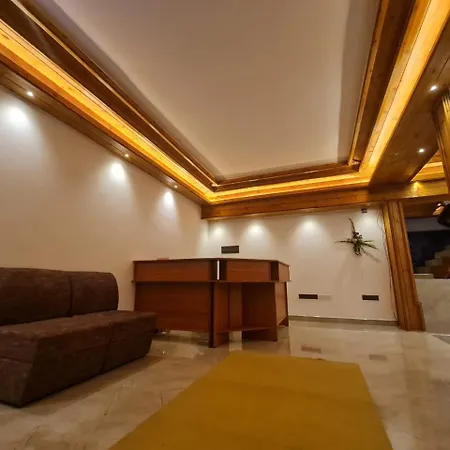 Rich Hotel Nuwara Eliya