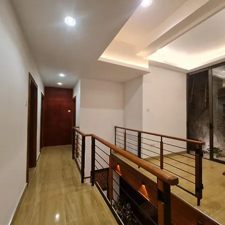 Hotel Rich 4*