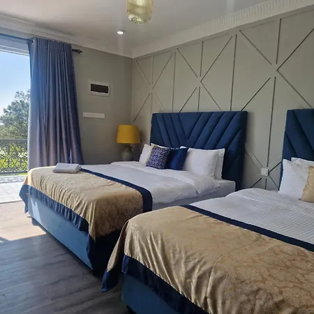 Villa Private By The Tea Estate