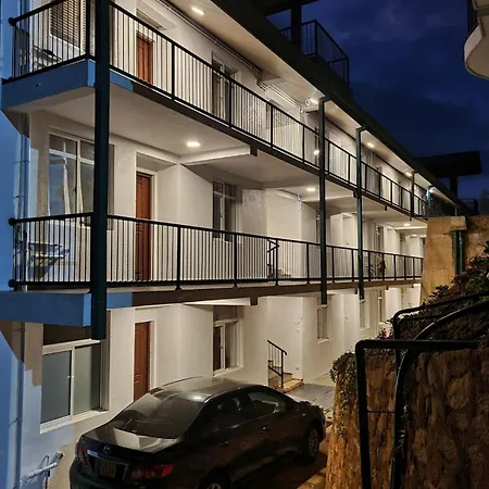 Gregory's Edge Apartment
