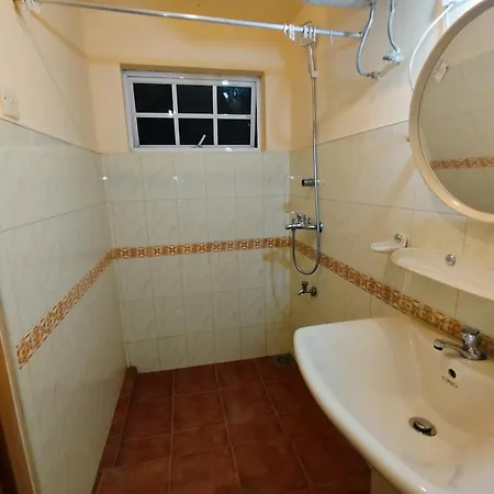 Blossomwell Guest house Nuwara Eliya
