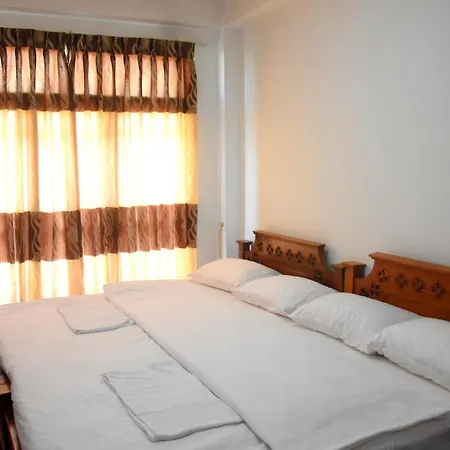 Guest house The Lazori Grand Nuwara Eliya