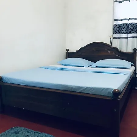 Guest house Sarasavi Family