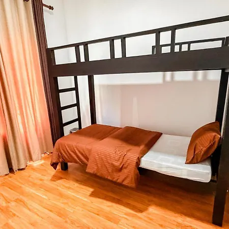 Cloud 16 Homestay *