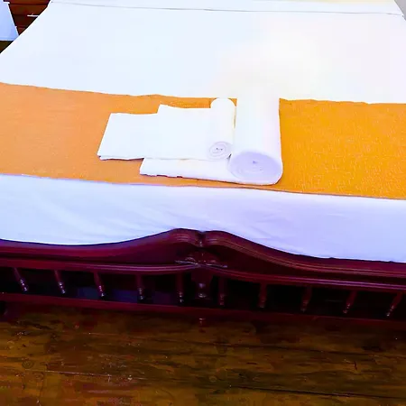 Notre Dame D'arcadia Hotel