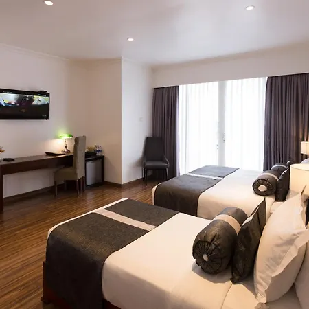 Grand Turf Hotel 5*
