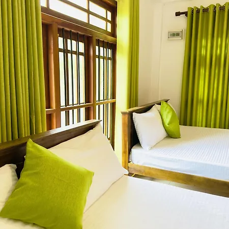 Ceyonra Evermist Bed & Breakfast Nuwara Eliya