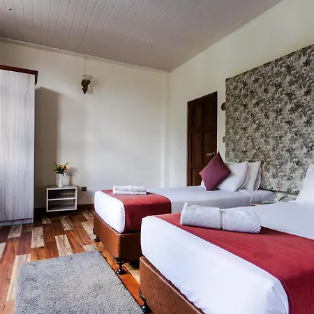 Hotel The Wind Castle Nuwara Eliya