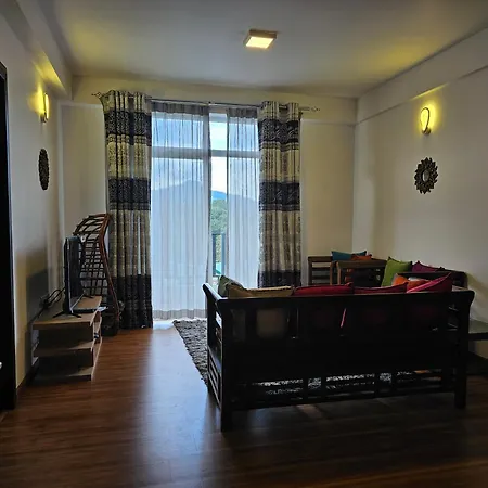 Apartment Cozy View 2 Bedroom With Kitchen
