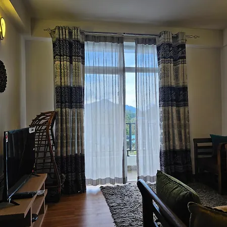 Apartment Cozy View 2 Bedroom With Kitchen *