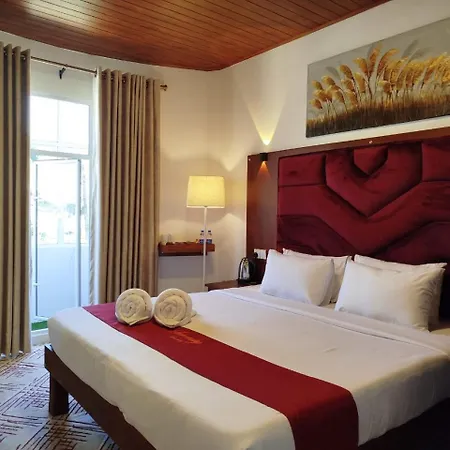 Hotel Serenity 2*