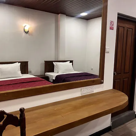 Promax Hostel *