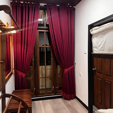 Promax Hostel Nuwara Eliya