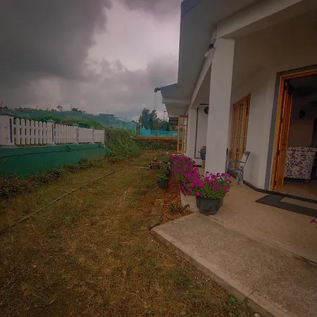 Guest house - *